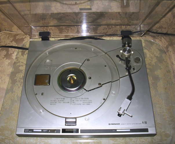 Deck Without Platter View